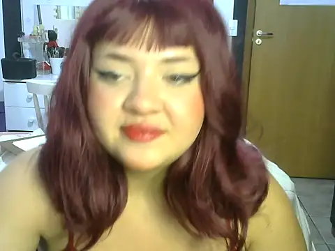 Snapshot of RuthBunny chatting on August 2026 02:19:01 PM RuthBunny online show from August 2026 02:19:01 PM