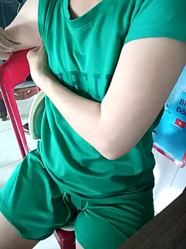 Snapshot of Lyly_sexy2k chatting on September 2025 04:14:01 AM Lyly sexy2k online show from September 2025 04:14:01 AM