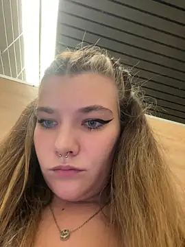 Snapshot of Holy_Tereza chatting on September 2025 03:39:02 PM Holy Tereza online show from September 2025 03:39:02 PM