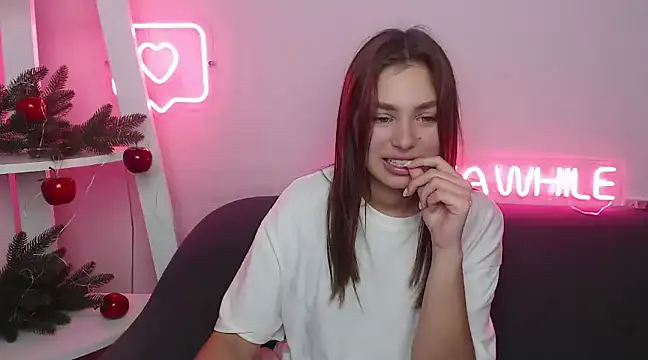 MilanaAngelAs online show from December 2024 10:32:01 AM