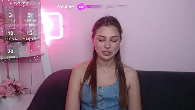Snapshot of MilanaAngelAs chatting on June 2026 04:35:02 AM MilanaAngelAs online show from June 2026 04:35:02 AM
