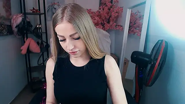  KittyBoo online show from February 2025 08:00:02 AM