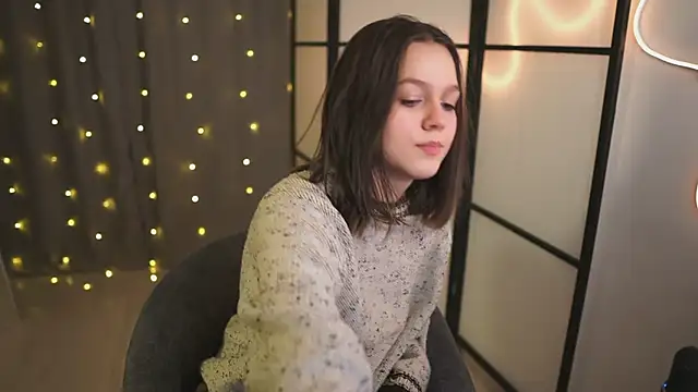 Snapshot of Addelin_Moon chatting on January 2025 07:26:01 PM Addelin Moon online show from January 2025 07:26:01 PM