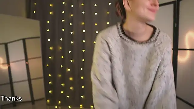 Snapshot of Addelin_Moon chatting on January 2025 10:28:01 PM Addelin Moon online show from January 2025 10:28:01 PM