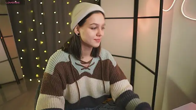 Snapshot of Addelin_Moon chatting on January 2025 03:58:01 PM Addelin Moon online show from January 2025 03:58:01 PM