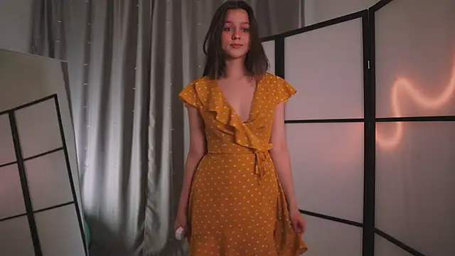 Snapshot of Addelin_Moon chatting on February 2025 04:37:02 PM Addelin Moon online show from February 2025 04:37:02 PM