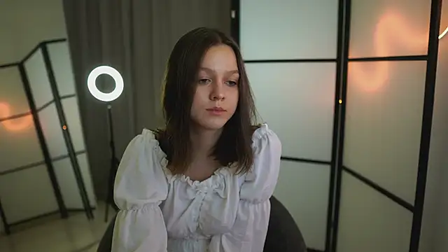 Snapshot of Addelin_Moon chatting on March 2025 04:10:01 PM Addelin Moon online show from March 2025 04:10:01 PM