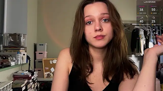 Snapshot of Addelin_Moon chatting on November 2025 05:36:02 PM Addelin Moon online show from November 2025 05:36:02 PM