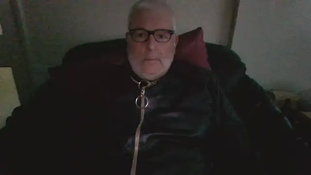 Snapshot of Leatherman63 chatting on August 2026 05:18:01 AM Leatherman63 online show from August 2026 05:18:01 AM