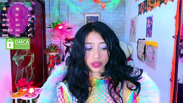 Snapshot of REDHOTTER_ chatting on October 2025 08:18:02 PM REDHOTTER online show from October 2025 08:18:02 PM