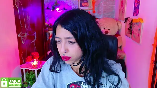 Snapshot of REDHOTTER_ chatting on October 2025 07:51:01 PM REDHOTTER online show from October 2025 07:51:01 PM