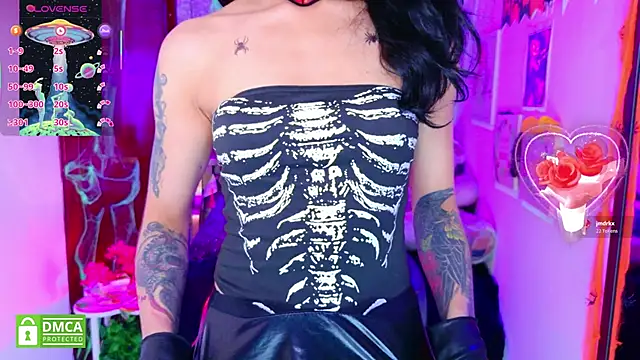 Snapshot of REDHOTTER_ chatting on November 2025 08:11:01 PM REDHOTTER online show from November 2025 08:11:01 PM