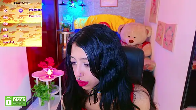 Snapshot of REDHOTTER_ chatting on November 2025 08:10:01 PM REDHOTTER online show from November 2025 08:10:01 PM