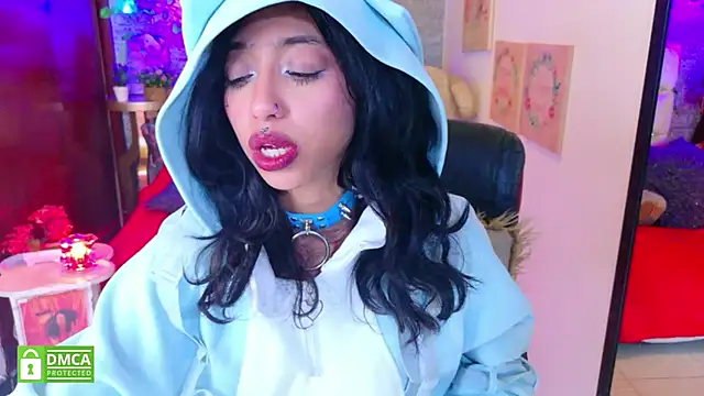 REDHOTTER  online show from January 2026 08:03:01 PM