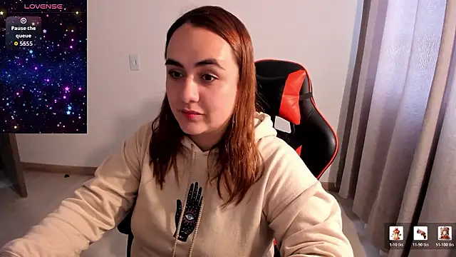 maryluna95 online show from February 2026 06:06:02 PM