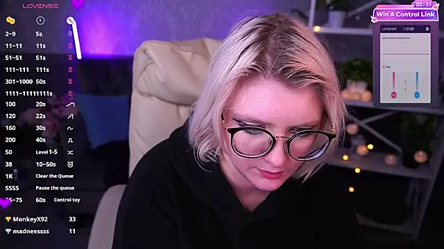 CoolTatis online show from March 2025 05:21:01 PM