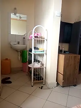 zainabsmile online show from October 2025 11:11:01 AM