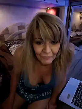 annika lately online show from February 2025 03:40:01 AM