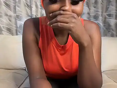 Snapshot of Chocolate_queen2 chatting on July 2026 10:32:01 AM Chocolate queen2 online show from July 2026 10:32:01 AM