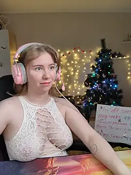 D0nna  online show from December 2025 11:33:02 PM