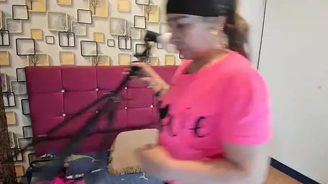 LITLESTAR online show from November 2025 06:29:01 PM