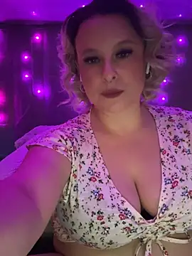 GinAnnTonic online show from December 2024 01:28:01 AM