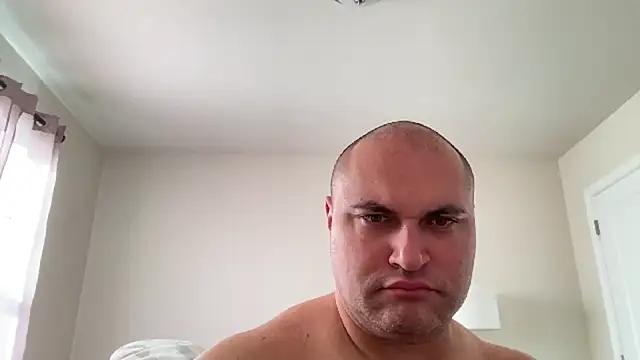 SluggishChase99 online show from November 2025 01:51:01 PM