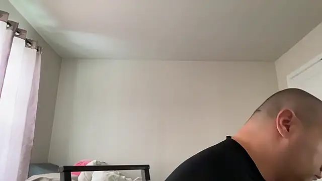 SluggishChase99 online show from February 2026 02:36:01 PM