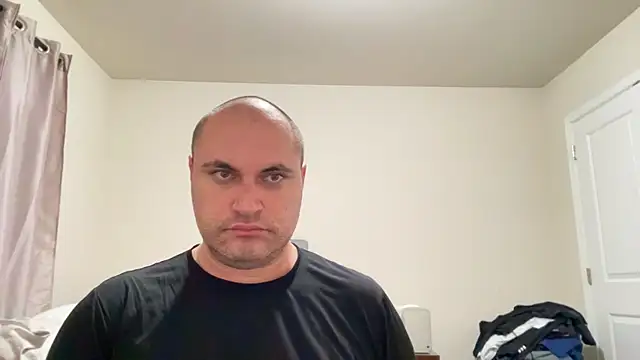 SluggishChase99 online show from April 2026 03:31:02 AM