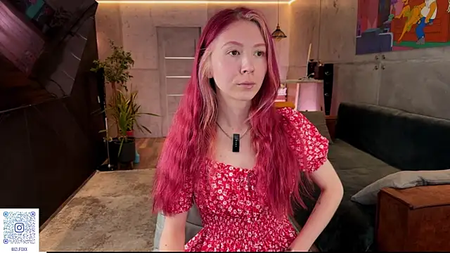 Snapshot of izi-fox chatting on June 2026 01:42:02 PM izi-fox online show from June 2026 01:42:02 PM