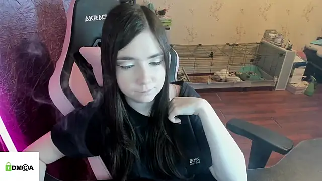 Crazy forest fairy online show from March 2026 09:20:02 PM