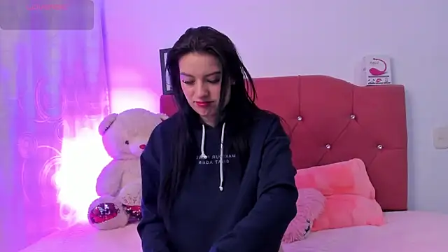 LucianaTomson online show from October 2025 09:35:02 PM