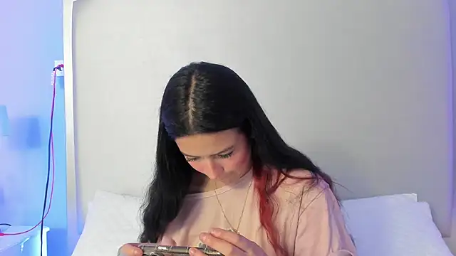 dafne bss online show from September 2025 05:42:02 AM