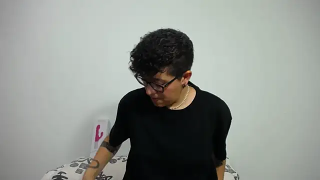 alex noa online show from February 2025 07:27:02 PM