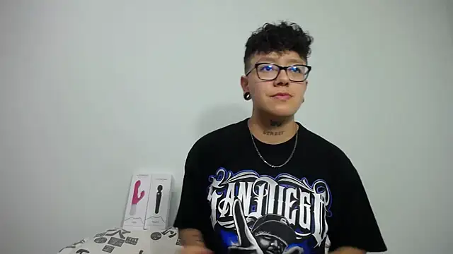 alex noa online show from February 2025 05:52:02 PM