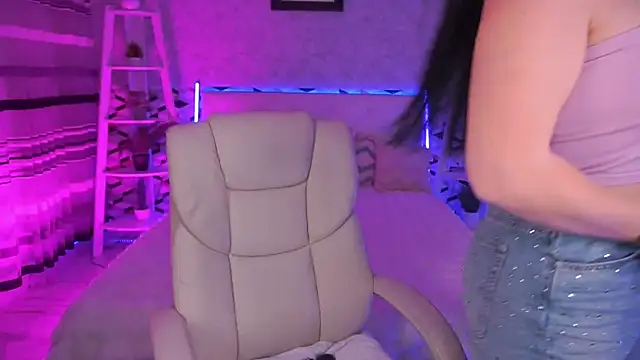 ArianaDarkk online show from April 2026 08:36:02 PM