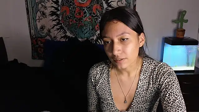 Snapshot of tony_and_sophia chatting on May 2026 12:06:01 AM tony and sophia online show from May 2026 12:06:01 AM
