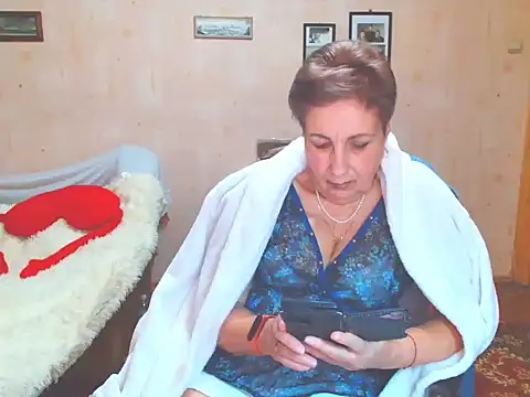 Victoria5643 online show from February 2026 06:13:01 PM