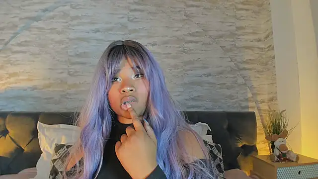 Anneth  M online show from May 2026 07:32:01 PM