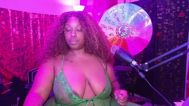 cheriserozequeen online show from June 2026 05:06:01 PM