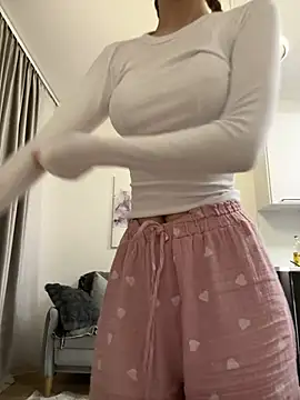 Snapshot of Ketitull chatting on February 2025 06:37:02 PM Ketitull online show from February 2025 06:37:02 PM