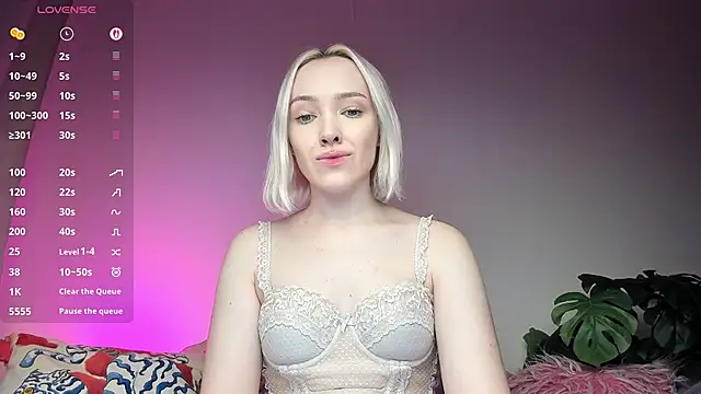 Snapshot of cheryl_mason chatting on May 2026 10:51:02 PM cheryl mason online show from May 2026 10:51:02 PM