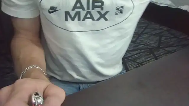 HungStud4You online show from October 2025 12:38:01 AM