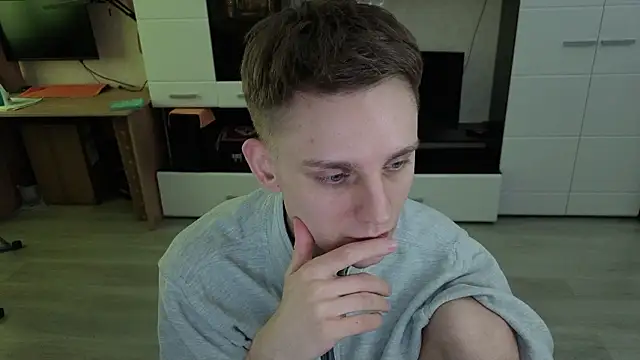 angryzan online show from February 2026 08:31:01 AM