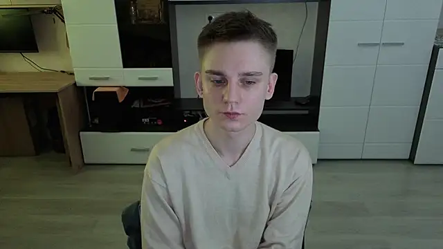 angryzan online show from April 2026 06:16:02 AM