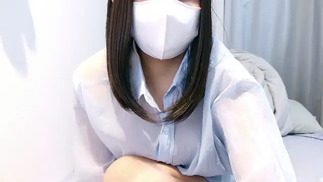 YUTSU KI online show from June 2026 05:27:02 PM
