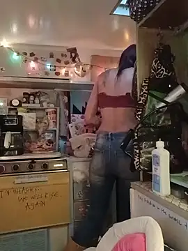 Snapshot of whitetrashdirtyslut chatting on May 2026 01:39:02 PM whitetrashdirtyslut online show from May 2026 01:39:02 PM