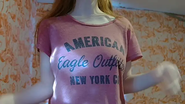 strawberrysmoothie online show from November 2025 08:00:01 PM