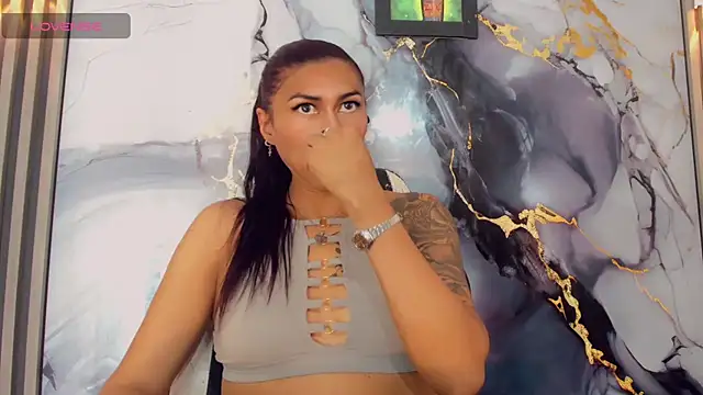 khiara moretti online show from April 2026 11:46:02 AM