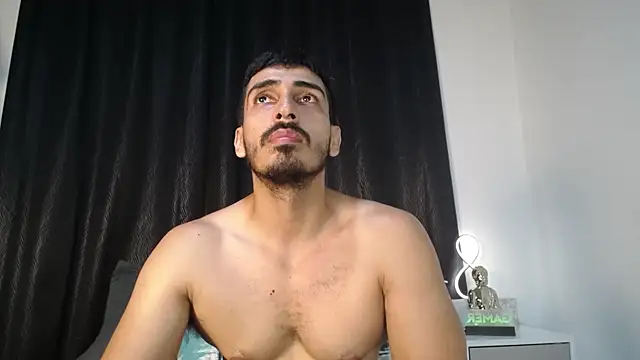 Snapshot of muscle_ares chatting on October 2025 12:30:02 AM muscle ares online show from October 2025 12:30:02 AM